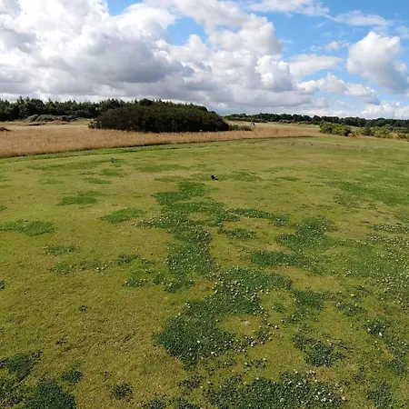 Scenic Golf Retreat-by Traum Holiday home